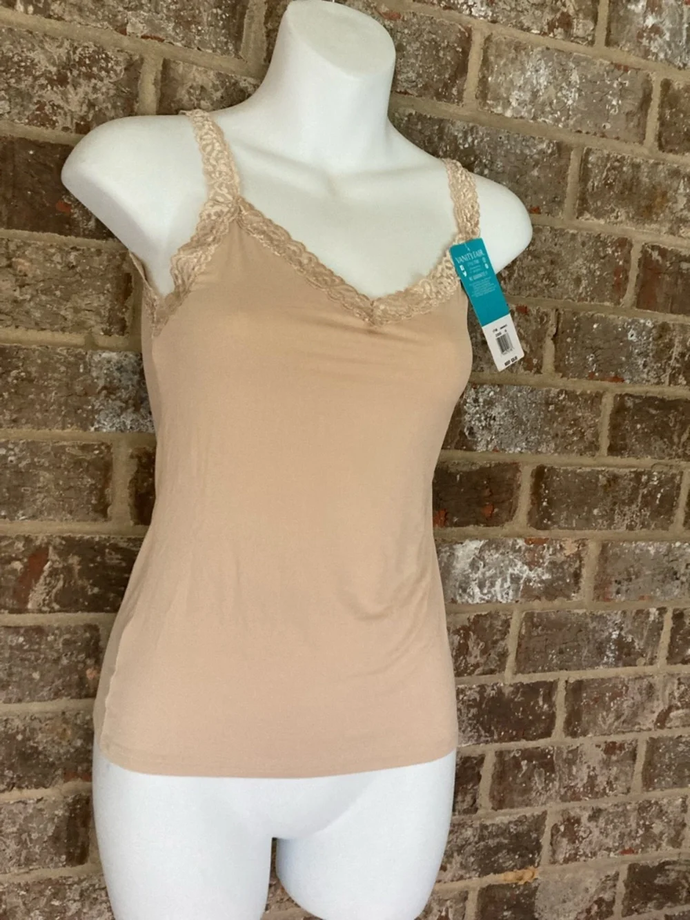 Vanity Fair Spin Cami New With Tags Size Small Color neutral